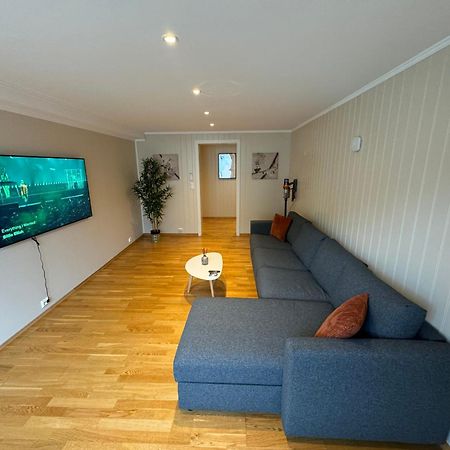 Charming 3-Bedroom Apartment In The Heart Of Κρίστιανσουντ Εξωτερικό φωτογραφία